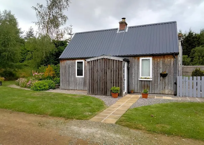 Small Cosy Bothy
